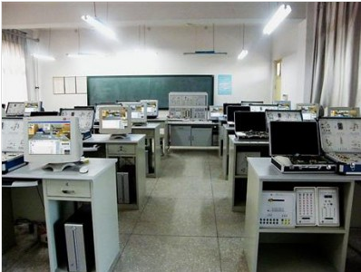 中國石油一建技工學校環(huán)境