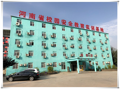 華心教育學(xué)校環(huán)境