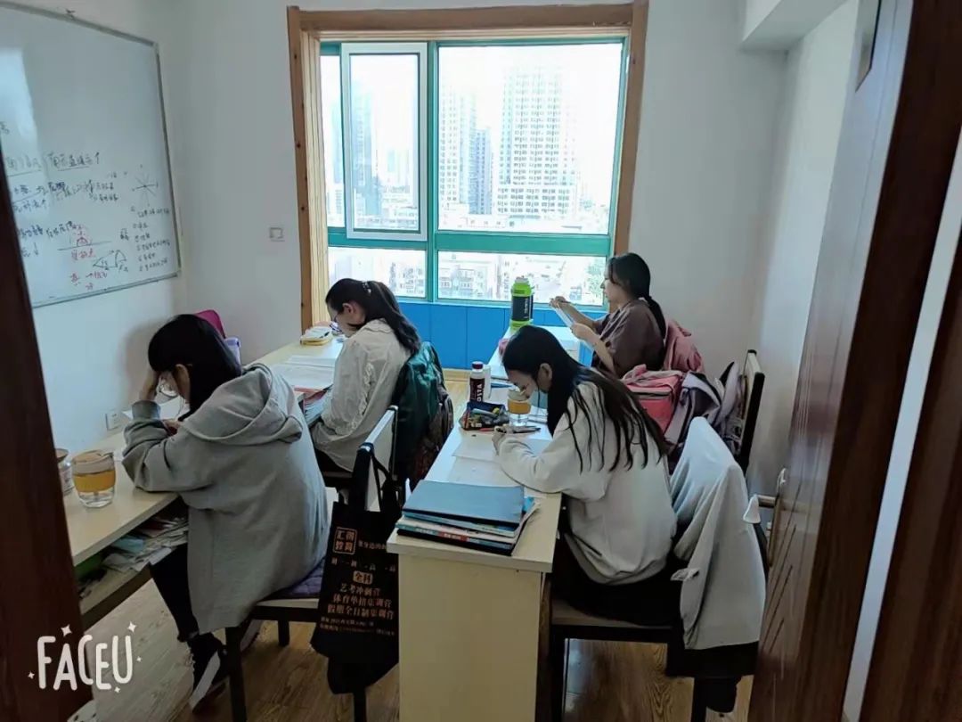 昆明孔恒家教學(xué)習(xí)環(huán)境