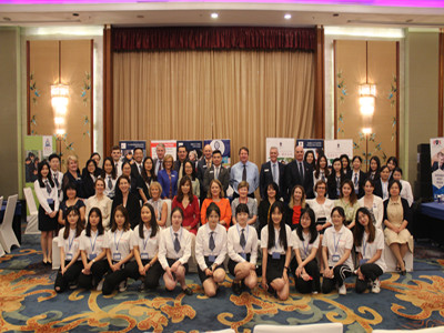 嘉華世達(dá)國際教育辦公環(huán)境