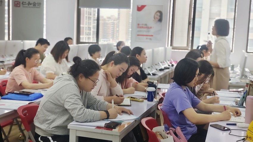  仁和會計培訓環(huán)境
