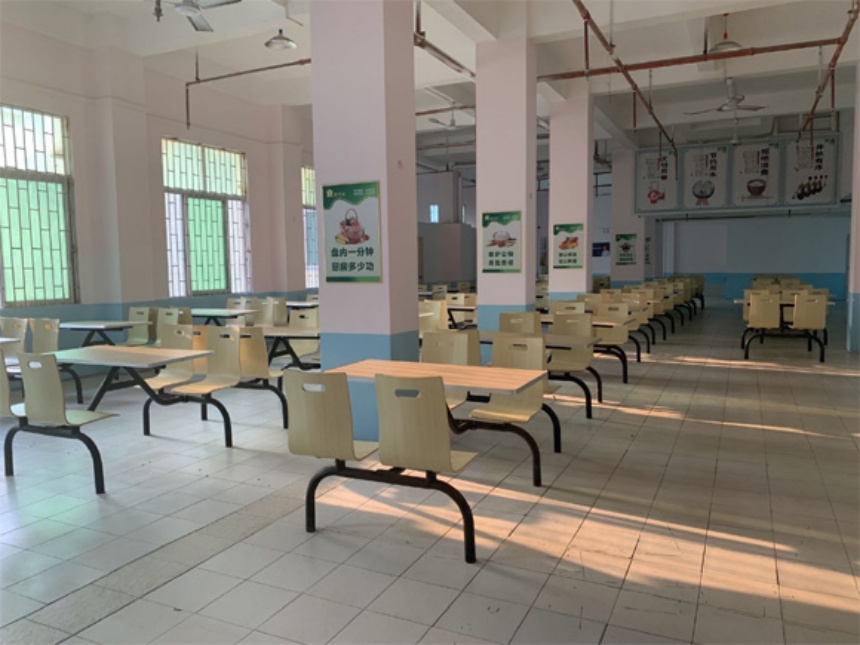 學(xué)校環(huán)境