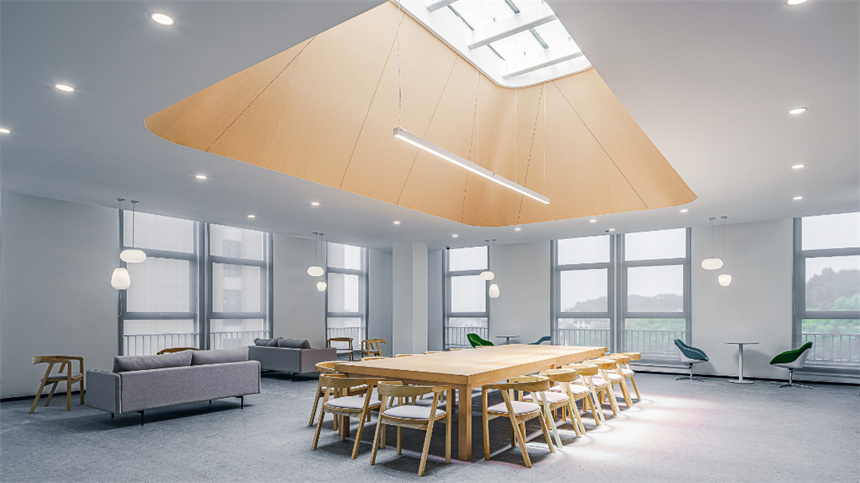 港澳留學直通車學校環(huán)境