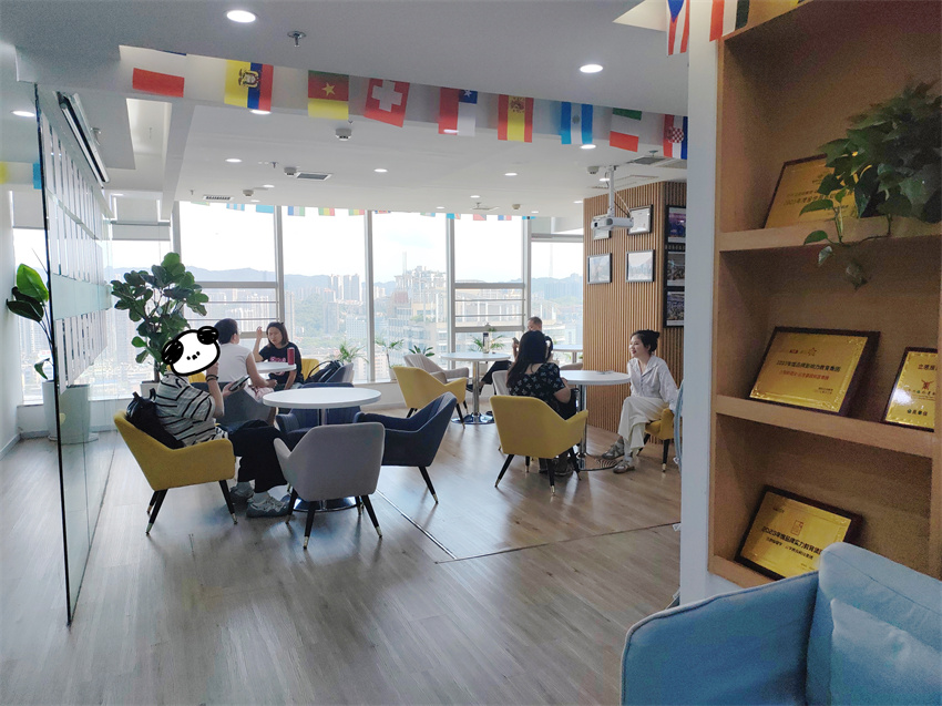 立思辰留學(xué)機(jī)構(gòu)環(huán)境