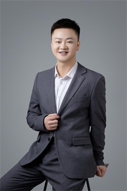 吳強(qiáng)老師