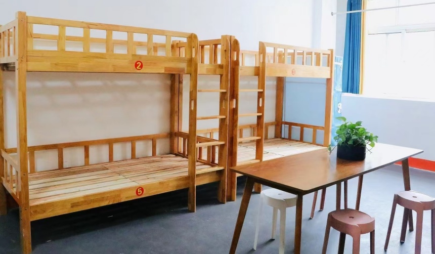 學(xué)校環(huán)境