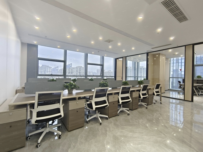 學(xué)校環(huán)境