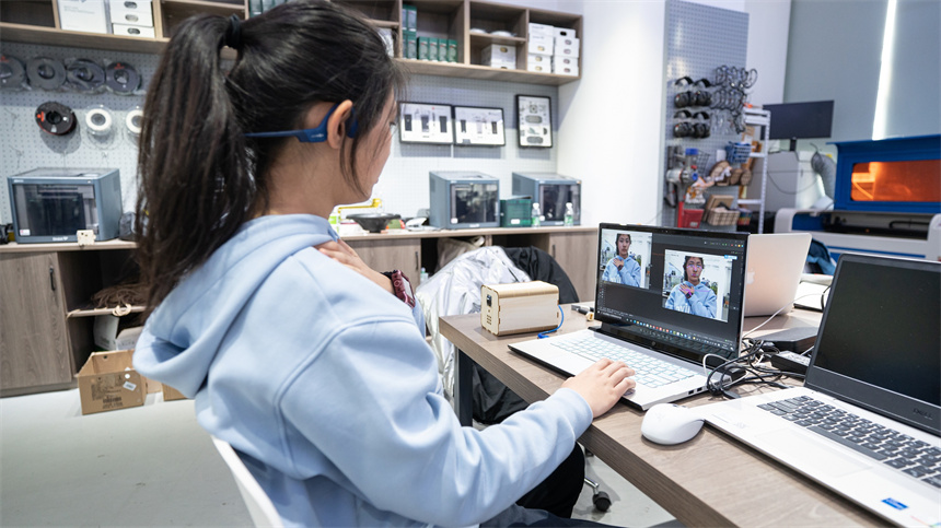 科創(chuàng)編程競賽指導 (5).jpg